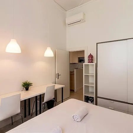 3 Bedrooms And Premium Location In Chiado Apartment *